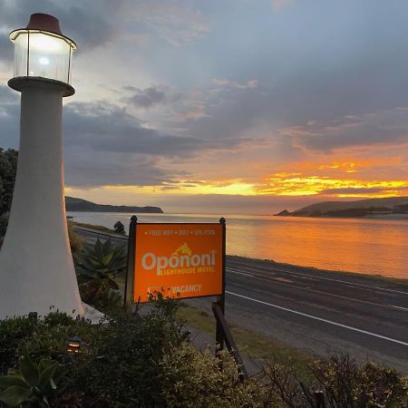 Opononi Lighthouse Motel Extérieur photo